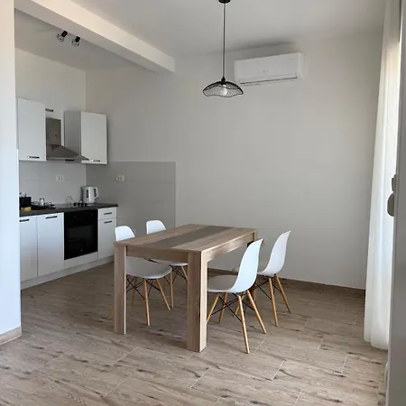 Seaesta Dino Apartment Trogir