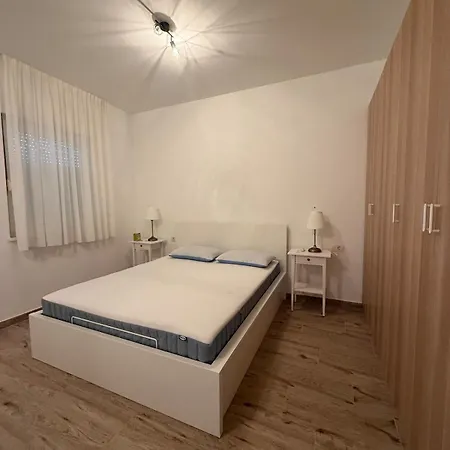 Seaesta Dino Apartment Trogir